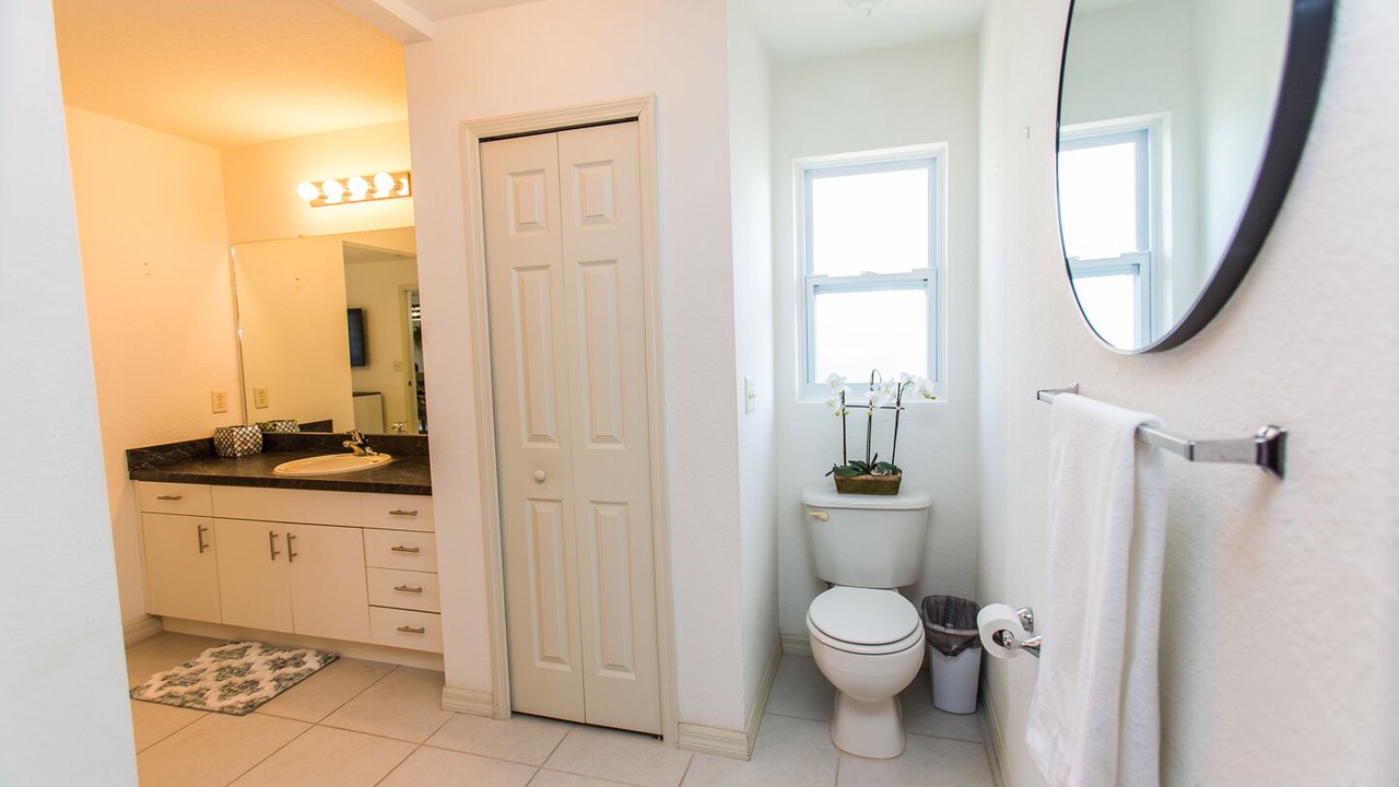 Photo of Bathroom in Mariner