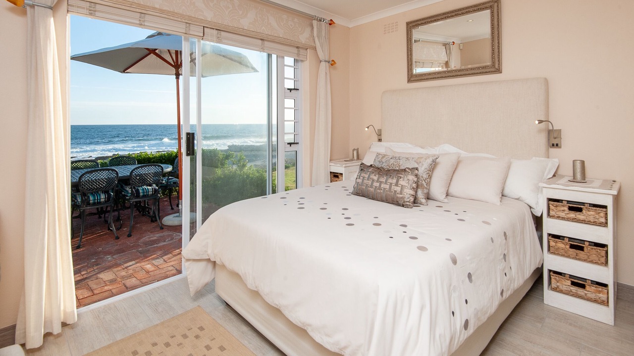 Photo of Bedroom in Hermanus