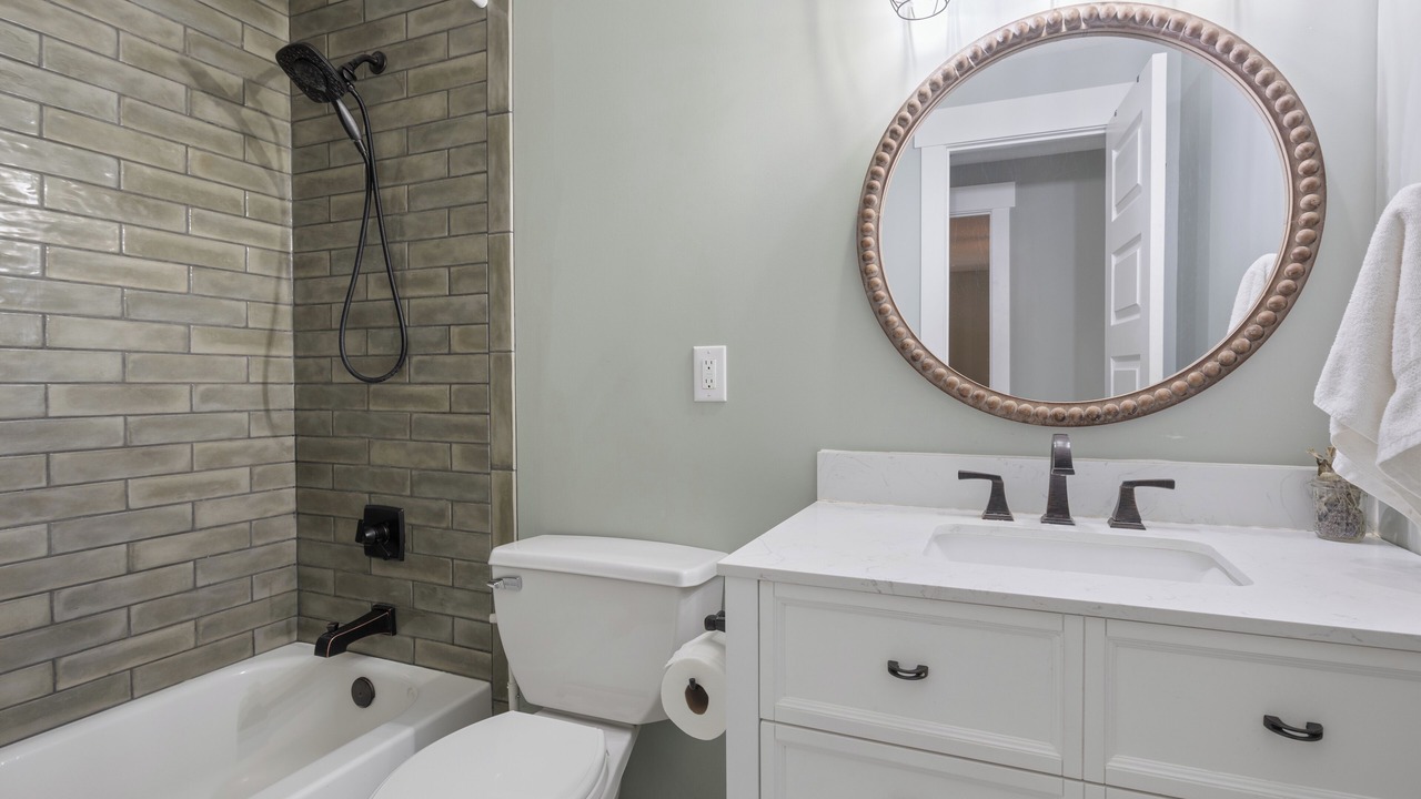 Photo of Bathroom in Sunrise Beach
