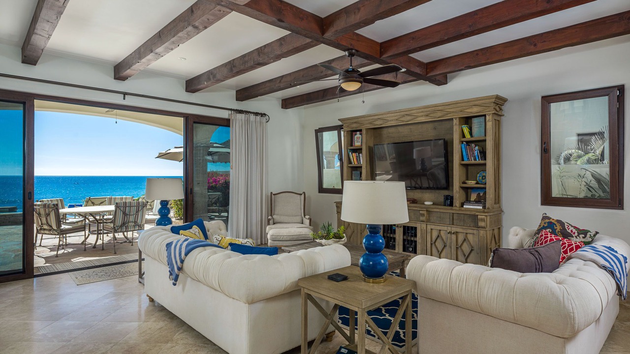 Photo of Livingroom in Buzzards