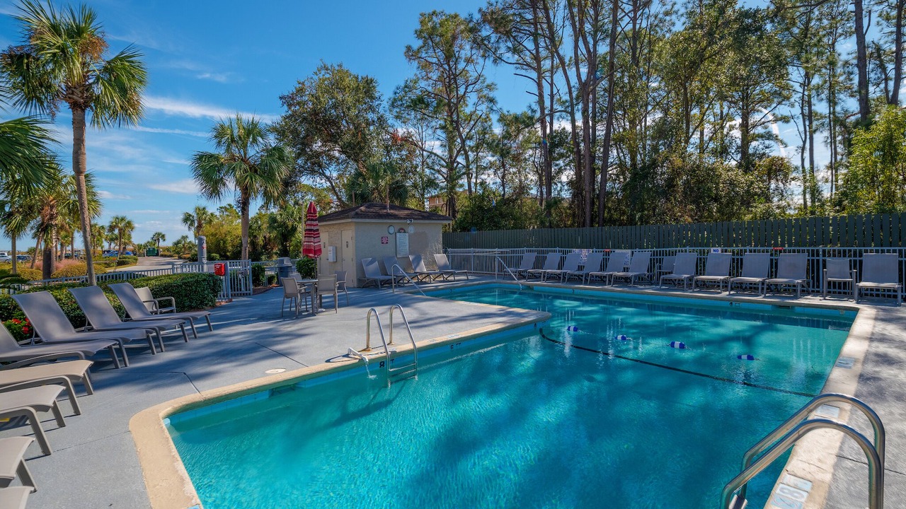 Photo of Outdoor in Folly Field