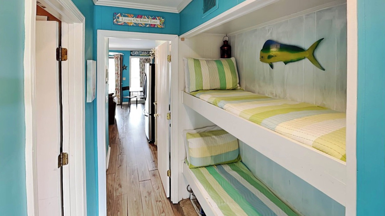 Photo of Bedroom in Folly Field