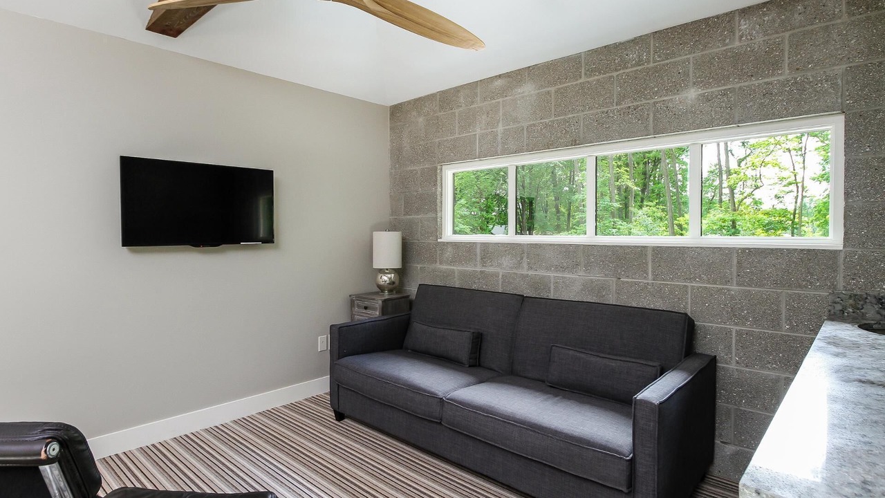 Photo of Livingroom in Saugatuck