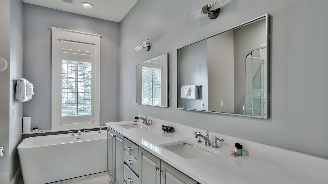 Photo of Bathroom in Rosemary Beach