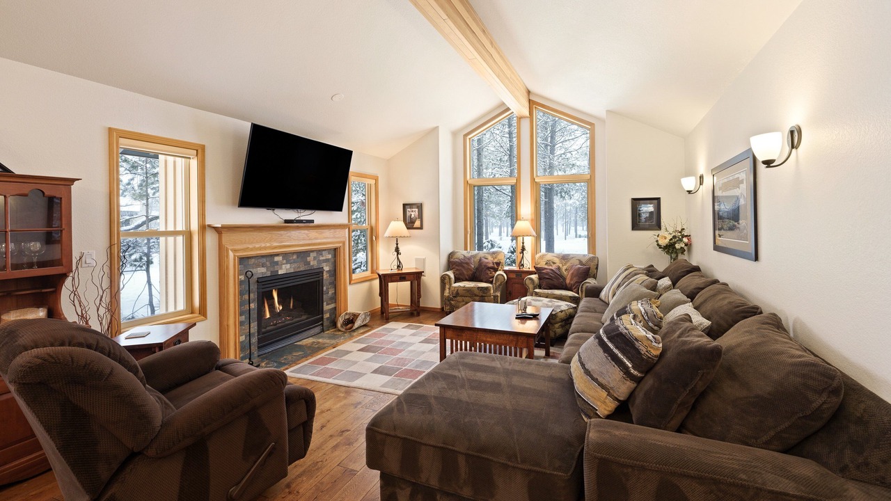 Photo of Livingroom in Sunriver