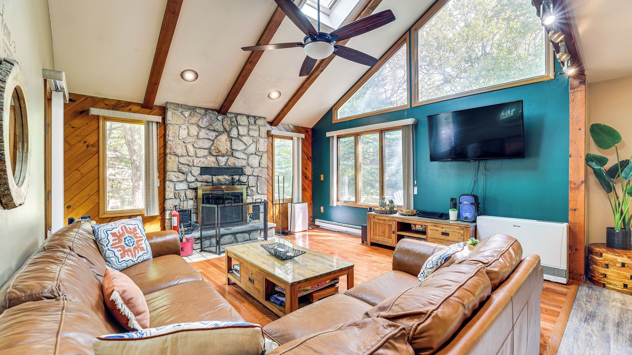 Photo of Livingroom in Lake Harmony