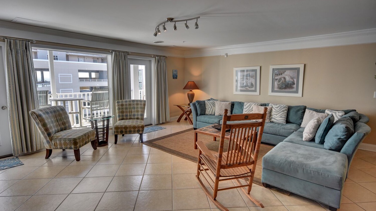 Photo of Livingroom in Crescent Beach