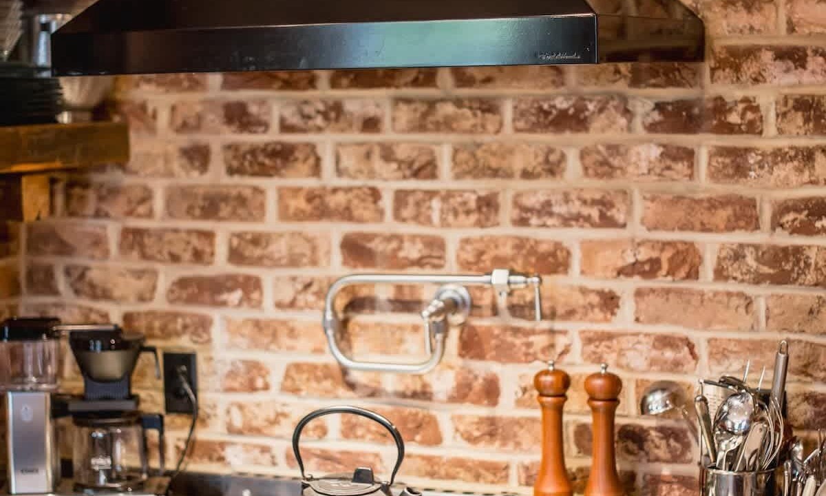 Photo of Kitchen in Cannonborough Elliotborough