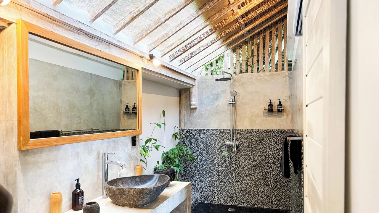 Photo of Bathroom in Drupadi