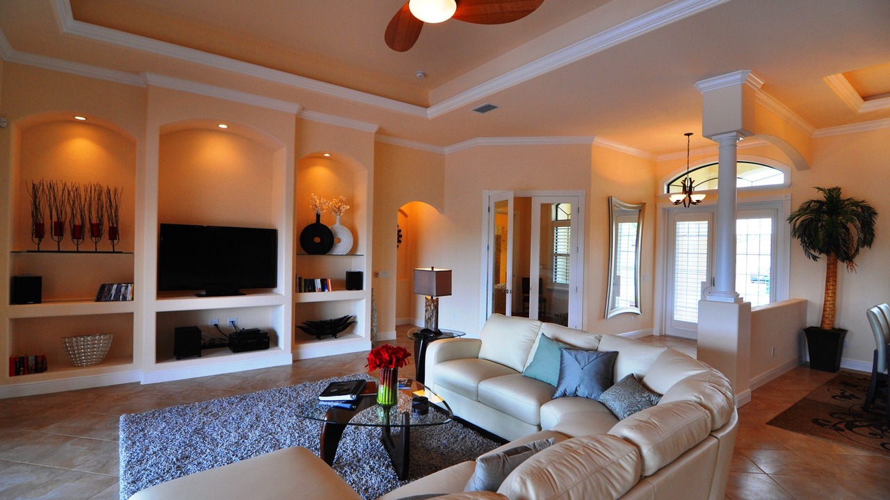 Photo of Livingroom in Caloosahatchee