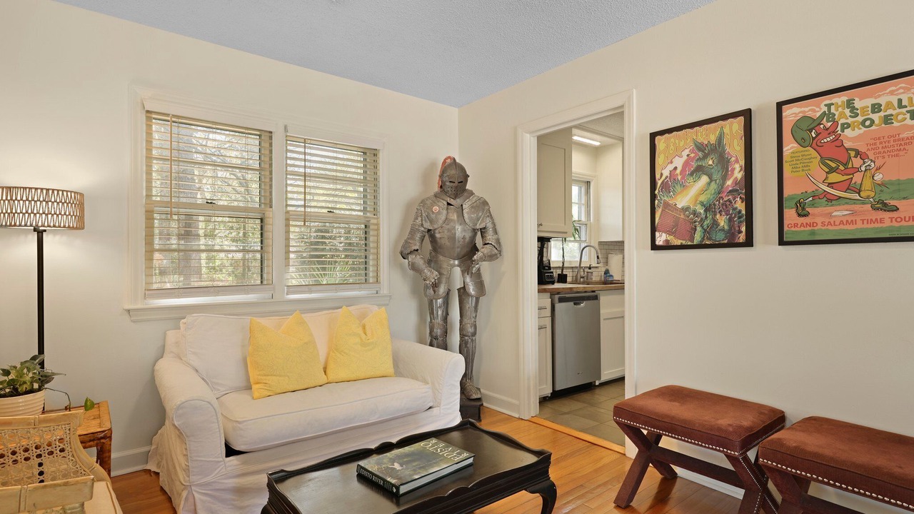 Photo of Livingroom in Charleston