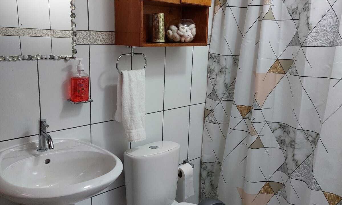 Photo of Bathroom in Oranjestad