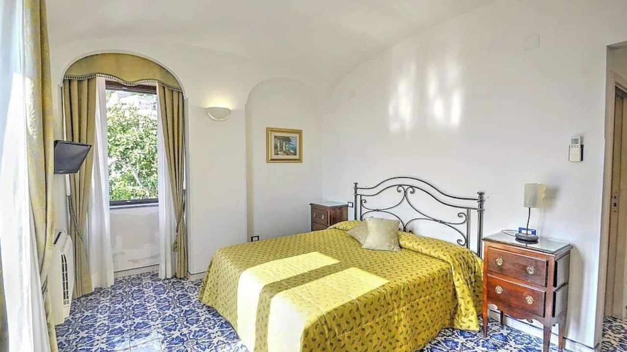Photo of Bedroom in Vettica