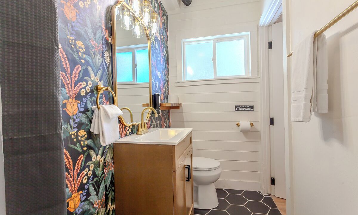 Photo of Bathroom in Sierra Tract
