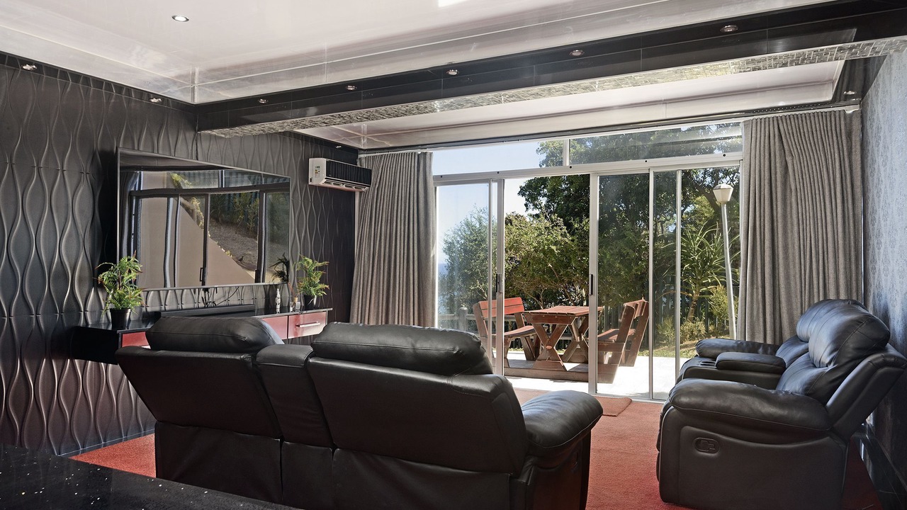 Photo of Livingroom in Umdloti