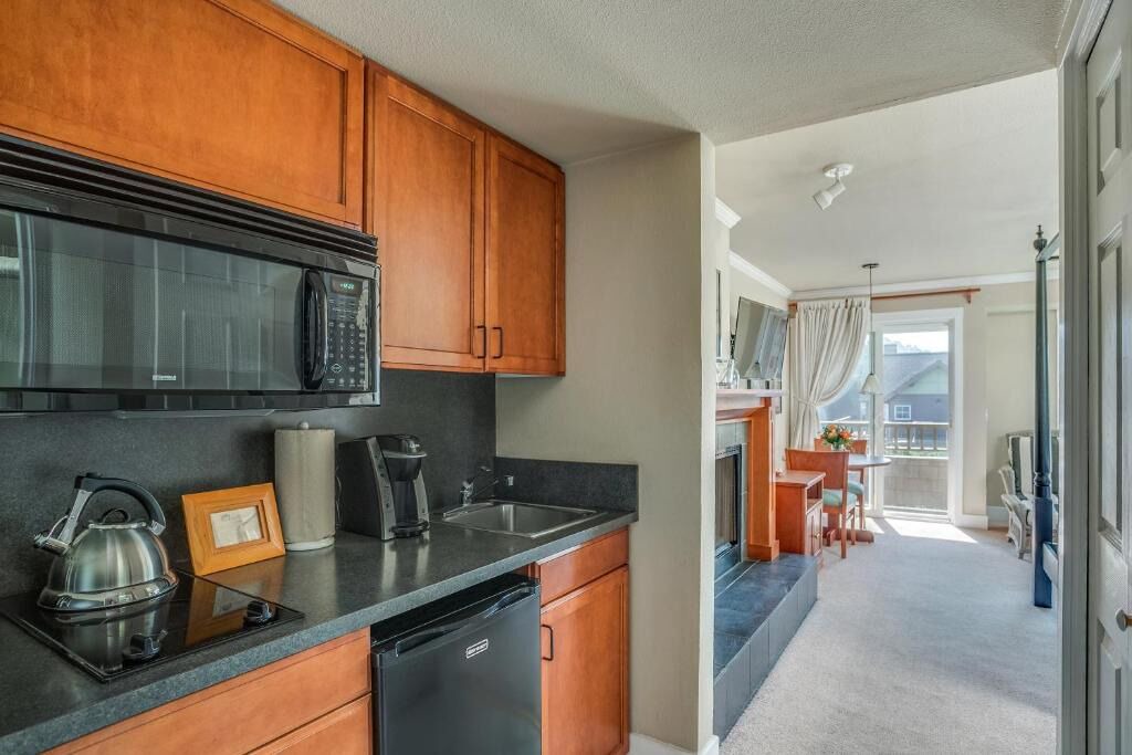 Photo of Kitchen in Downtown Cannon Beach