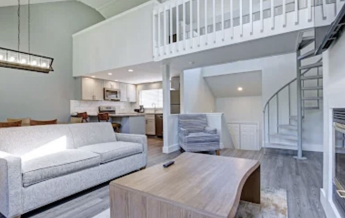 Photo of Livingroom in East Stroudsburg