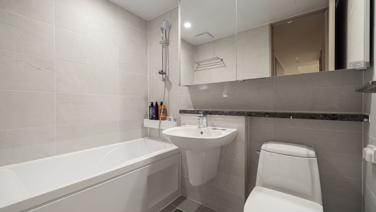 Photo of Bathroom in Tobongil-tong