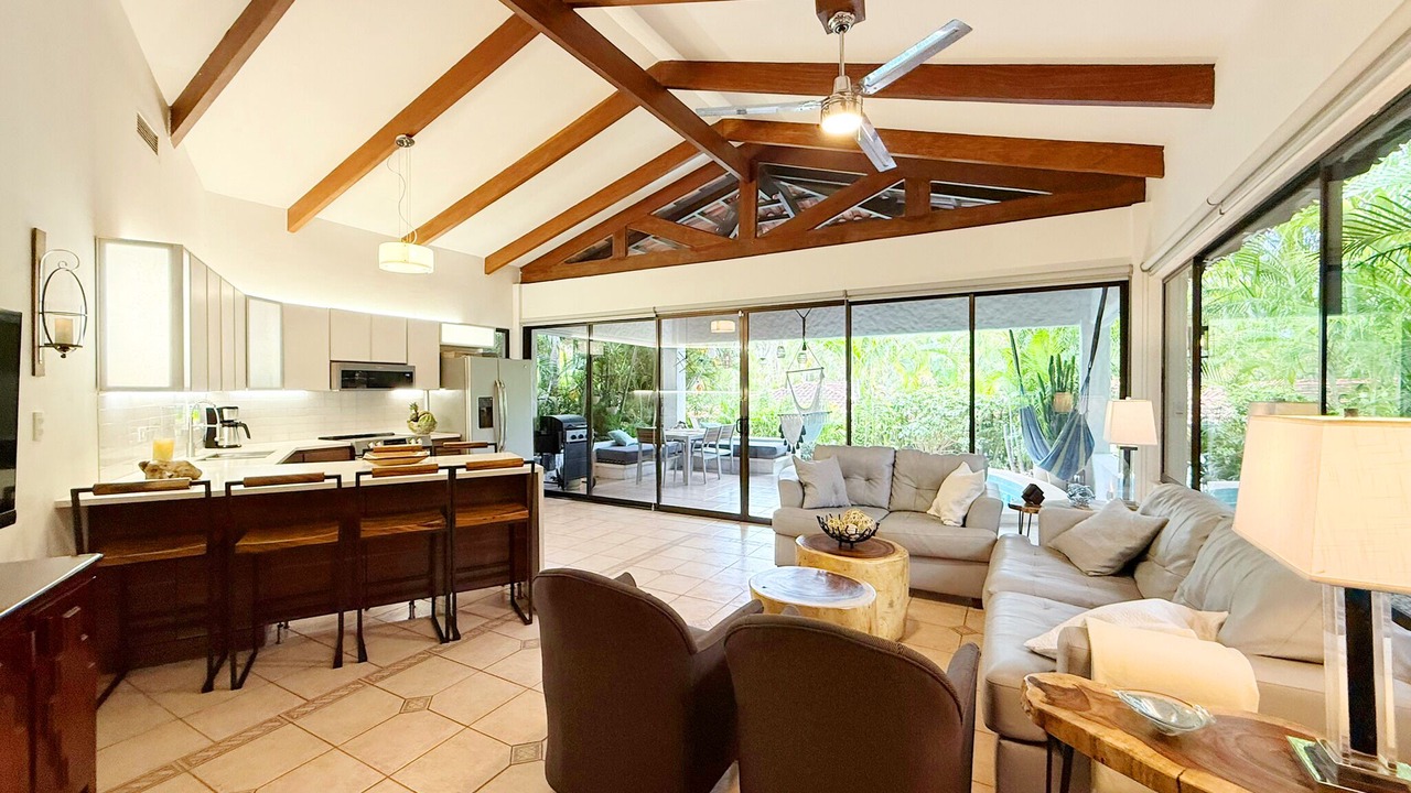 Photo of Livingroom in Panama Beach