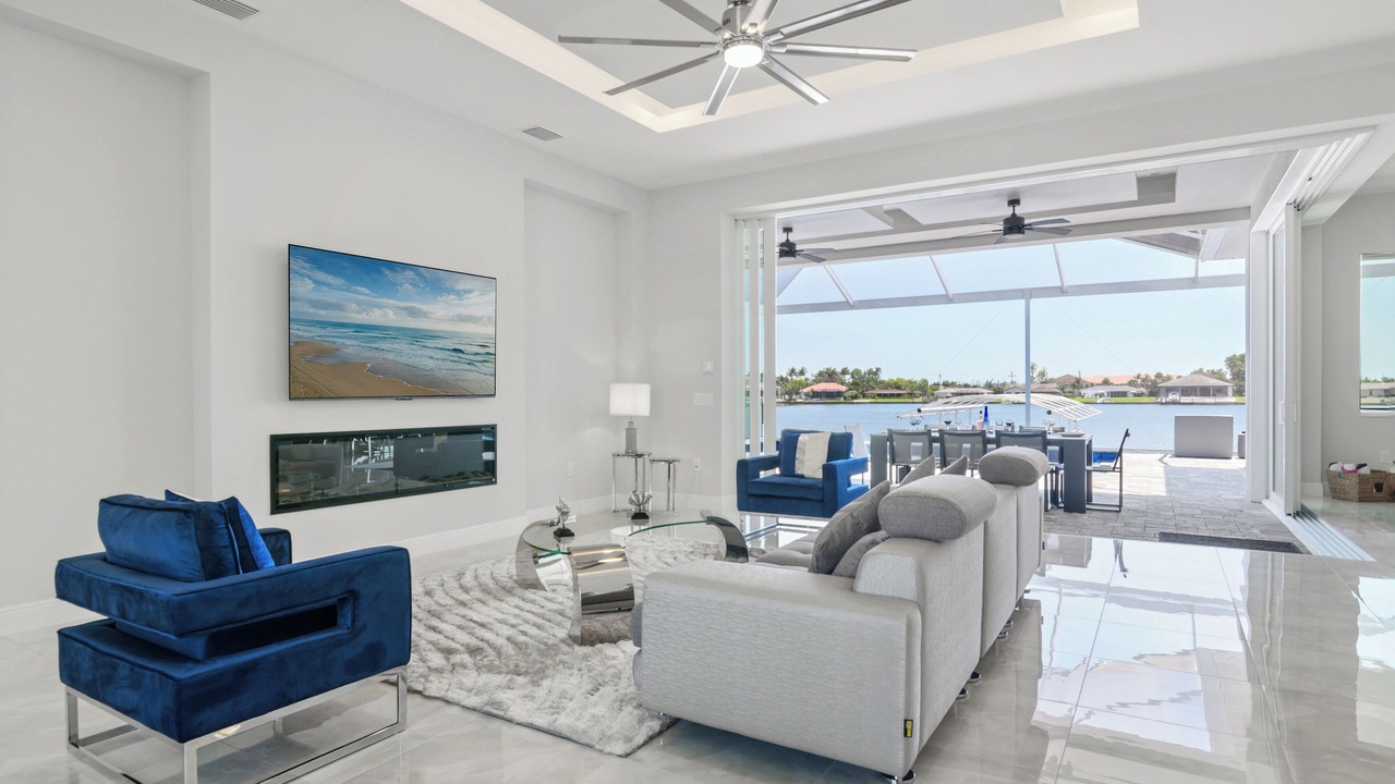 Photo of Livingroom in Eight Lakes