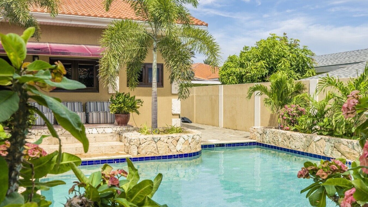 Photo of Outdoor in Oranjestad-West