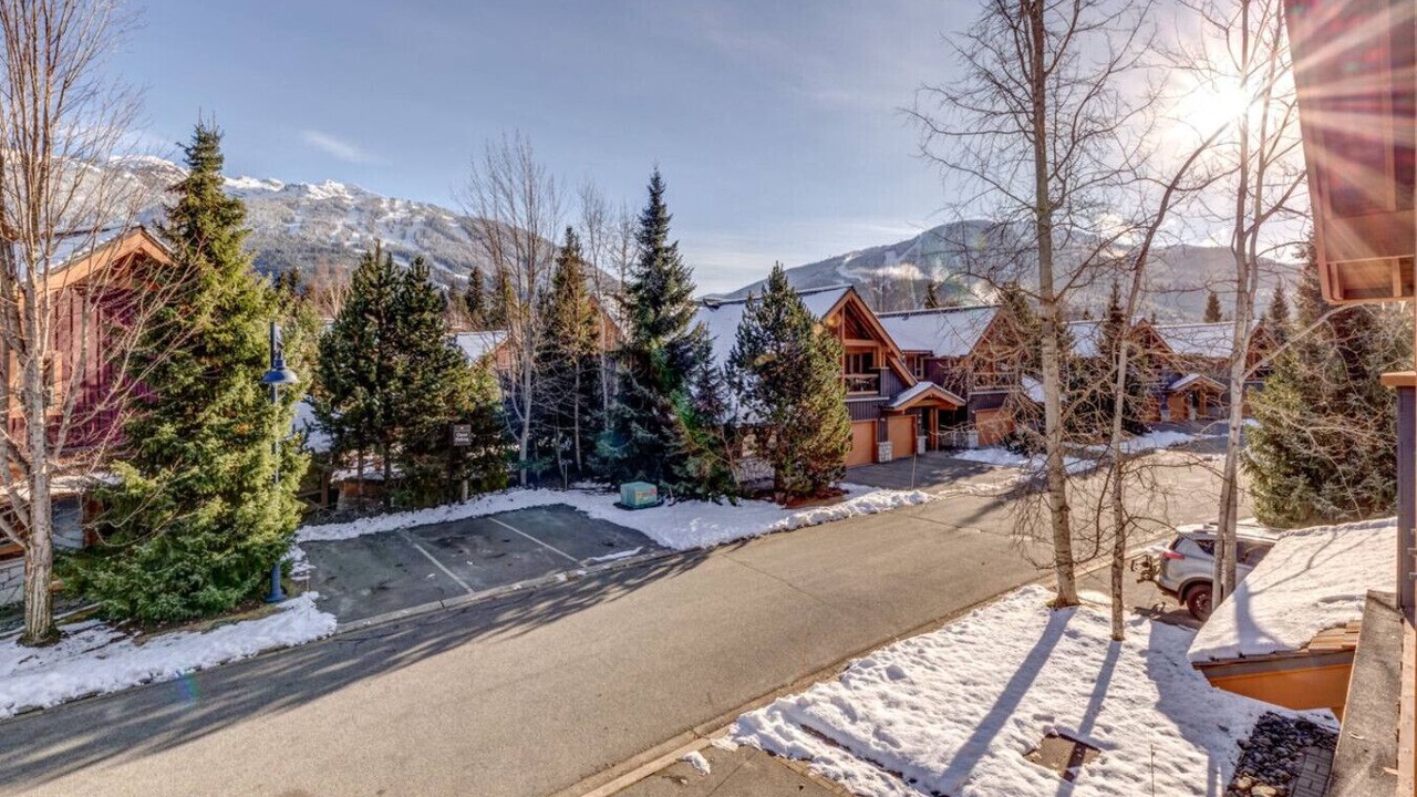 Photo of Outdoor in Village North