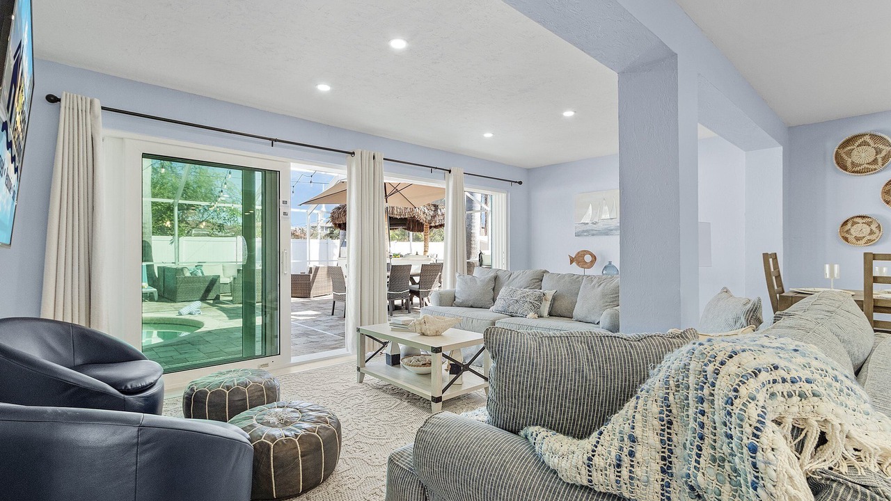 Photo of Livingroom in Cypress Lakes Estates