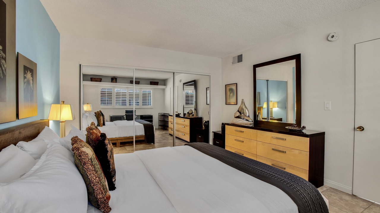 Photo of Bedroom in Historic Tennis Club