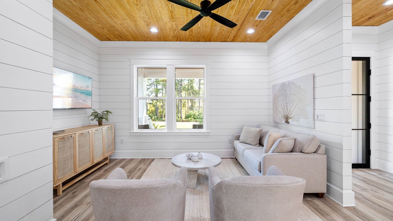 Photo of Livingroom in Dune Allen Beach