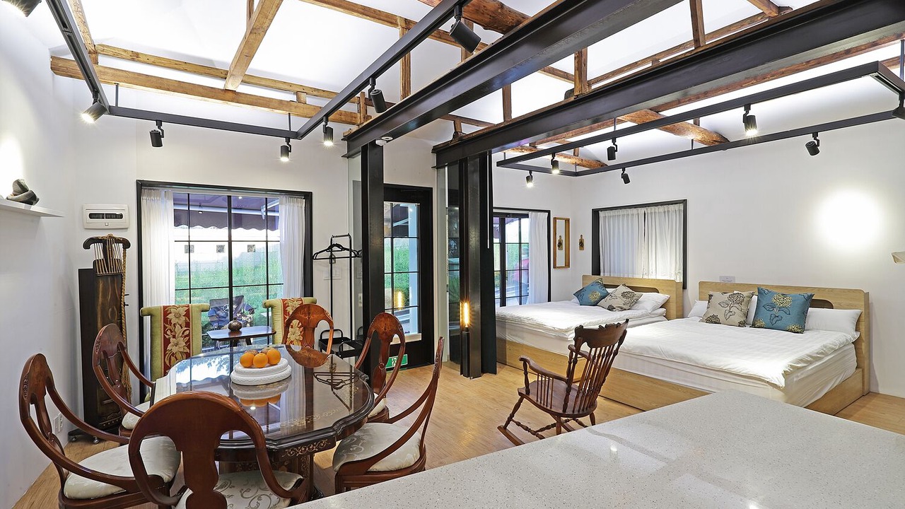 Photo of Bedroom in Gwanghui-dong
