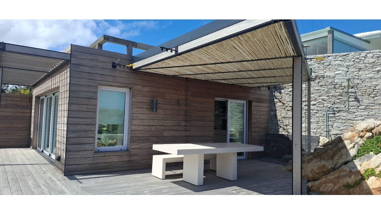 Photo of Outdoor in Pringle Bay