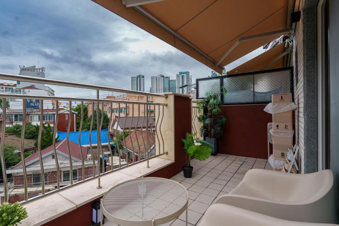 Photo of Patio Balcony in Hapjeong-dong