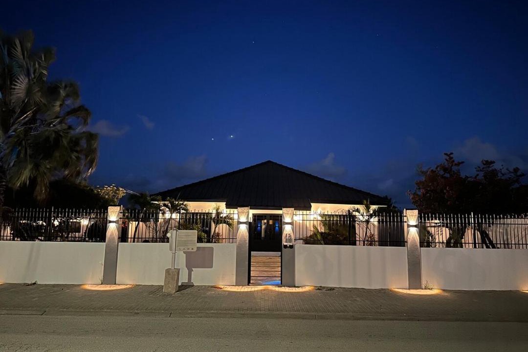 Photo of Others in Oranjestad-West