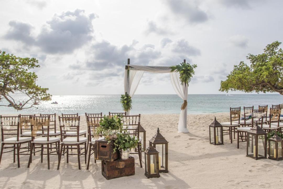 Photo of Others in Oranjestad-West
