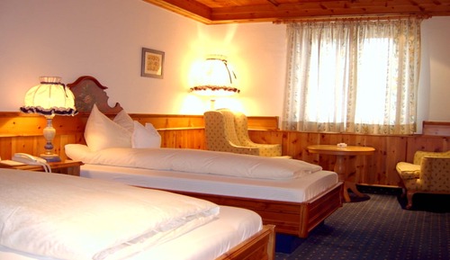 TIROL Hotel Twin