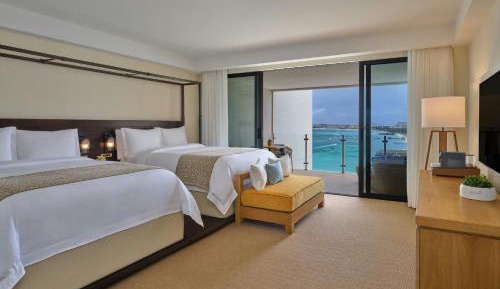 Deluxe Double Room with Two Double Beds, Balcony and Ocean View