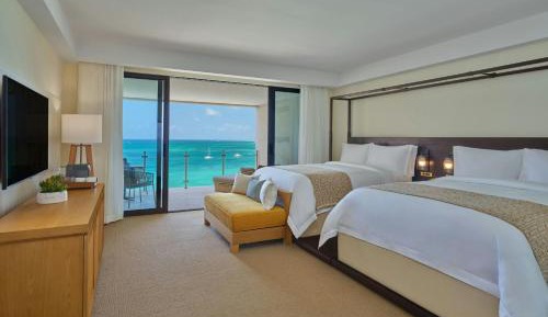 Oceanfront Deluxe Double Room with Two Double Beds