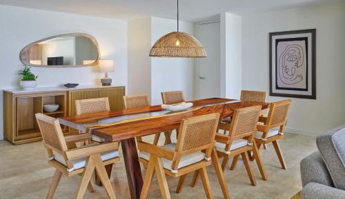 Three-Bedroom Suite with Ocean View and Terrace