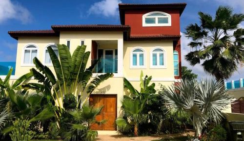 Deluxe Villa