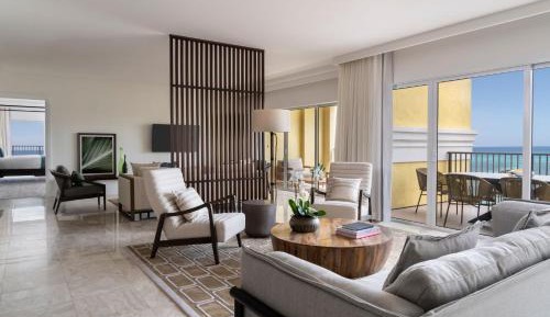Ritz-Carlton Suite