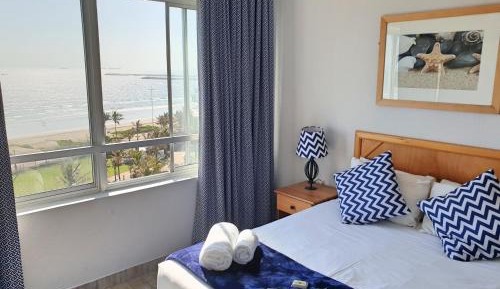 One-Bedroom Apartment with Sea View
