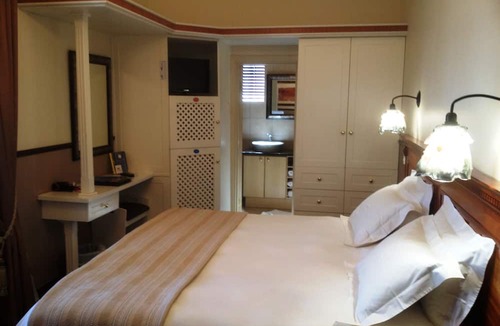 Oudtshoorn Hotel | Turnberry Boutique Hotel
