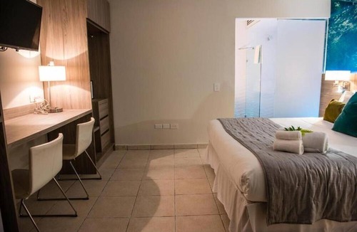 Boegoeroei Hotel | Van Gogh Inn Aruba