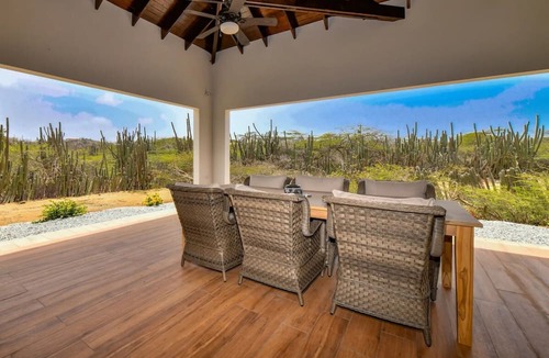 Santa Cruz House | Picaron Villas in Santa Cruz