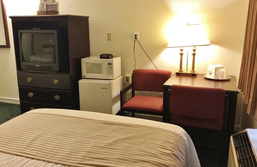 Macomb Hotel | Americas Best Value Inn Macomb