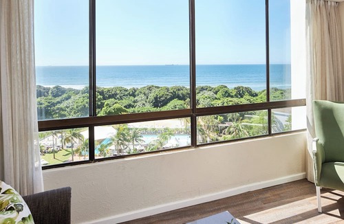 Umhlanga Hotel | First Group Breakers Resort