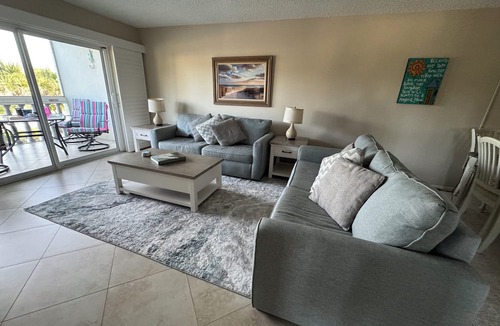 Sanibel Condo | End unit with extra windows. Steps to the beach, private beach access!