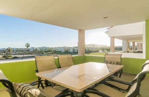 Zona Hotelera Condo | Amazing terrace at Peninsula V4 303