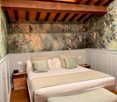 San Lorenzo Hotel | II Guelfo Bianco