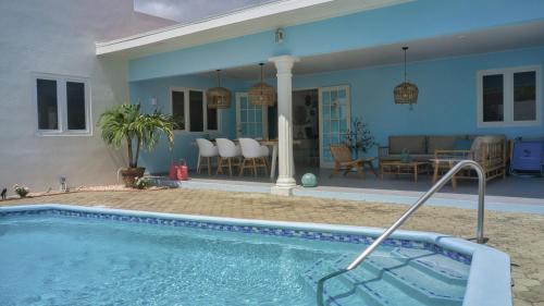 Oranjestad Villa | Cozy Casa - Aruba